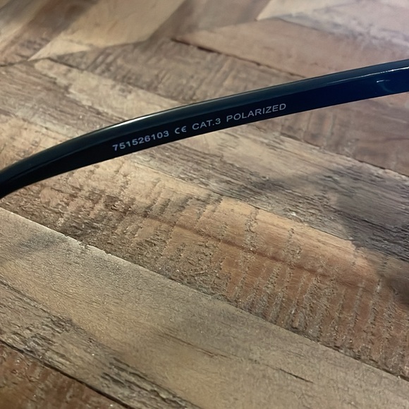 PILGRIM Polarized Sunglasses - Picture 4 of 8